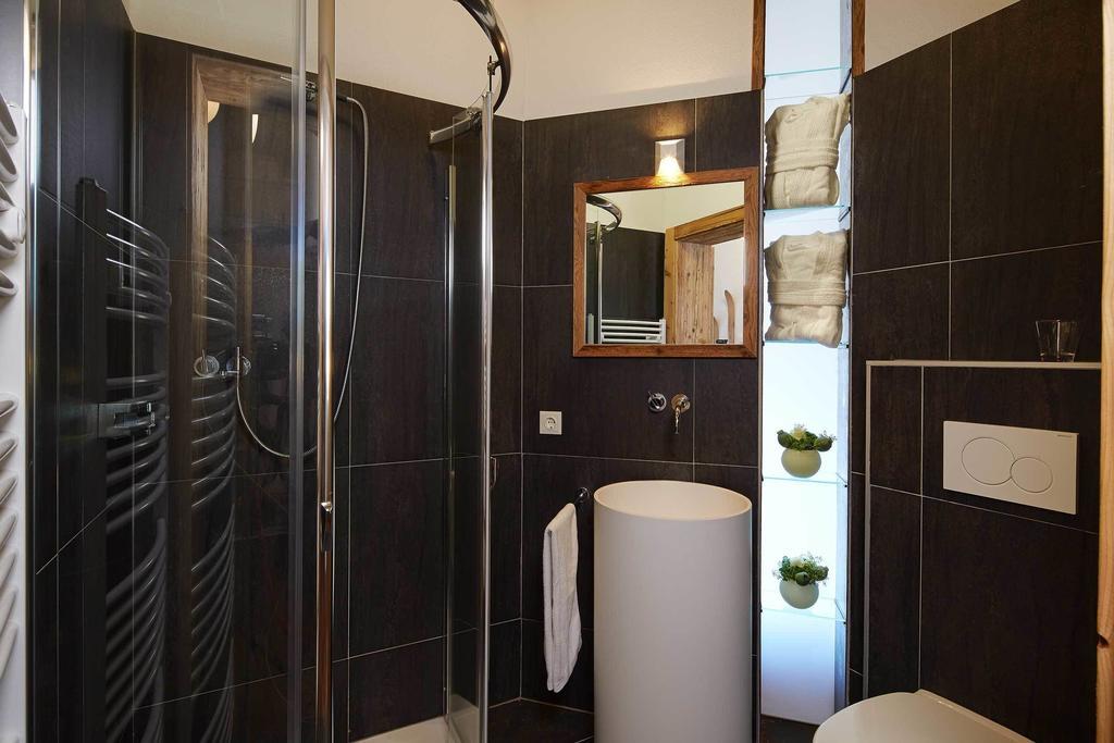 Alpendiamond Ski In & Bike Out Apartments Top 200, 400 & Penthouse 600 Ζόλντεν Δωμάτιο φωτογραφία